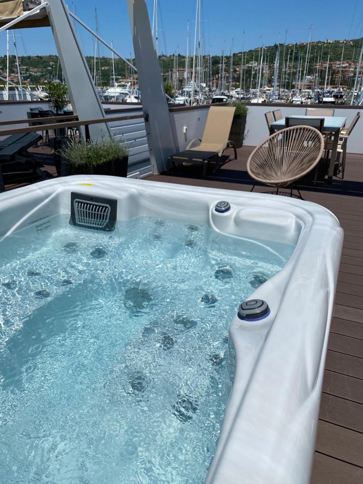 Villa Floating House Blue Moon Portorose Camera foto