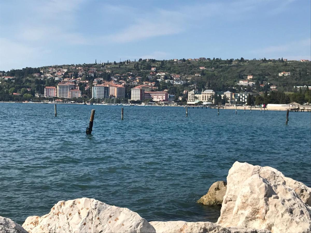 Villa Floating House Blue Moon Portorose Esterno foto